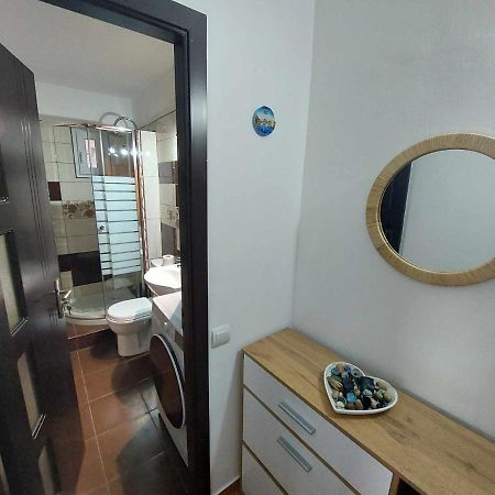 Eugenia Apartament Ploiesti Ngoại thất bức ảnh